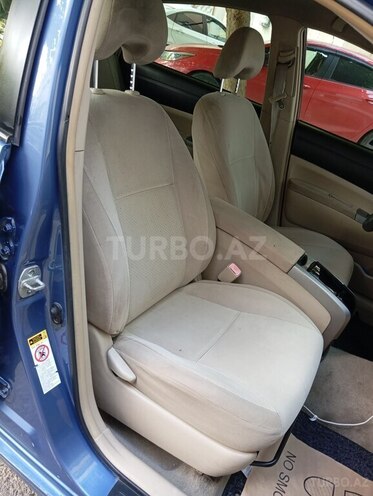 Toyota Prius-11