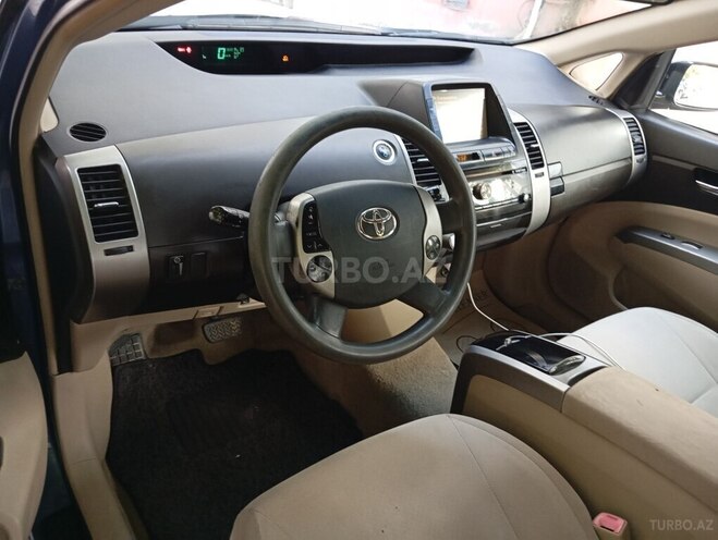 Toyota Prius-15