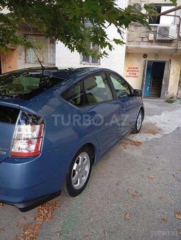 Toyota Prius-19