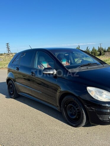 Mercedes B 170-3
