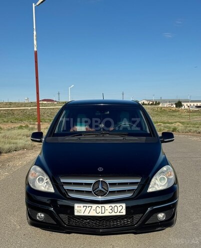 Mercedes B 170-1