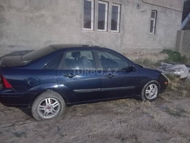 Ford Focus-6