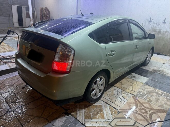 Toyota Prius-21