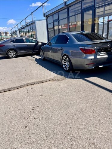 BMW 530-10