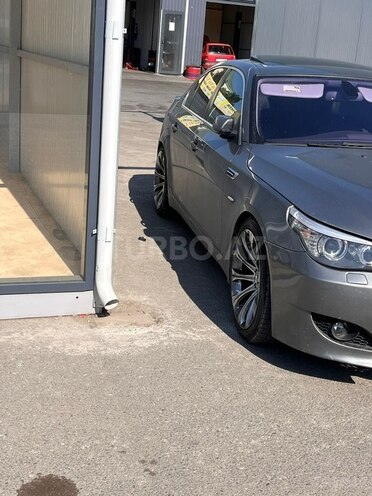 BMW 530-14