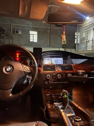 BMW 530-15