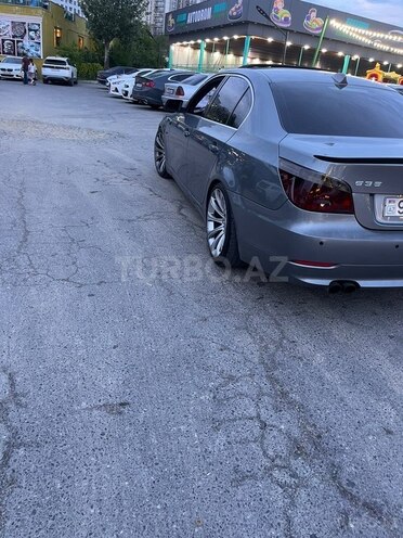 BMW 530-6