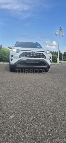 Toyota RAV4-1
