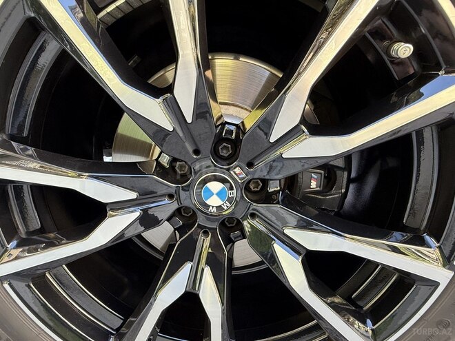 BMW X7-20
