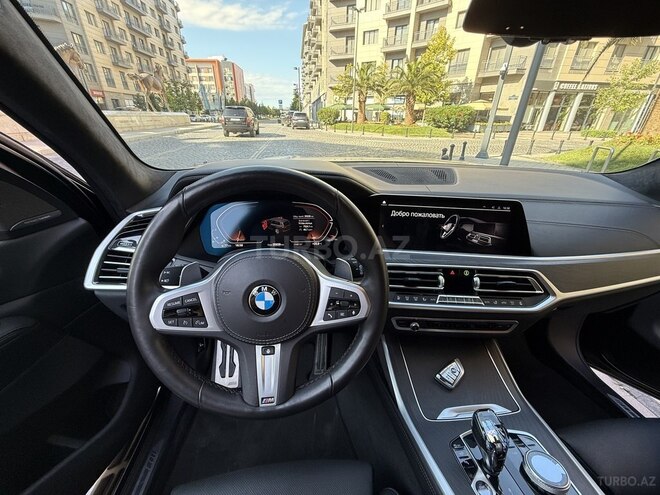 BMW X7-7