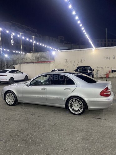Mercedes E 240-7