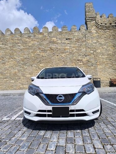Nissan Note-1
