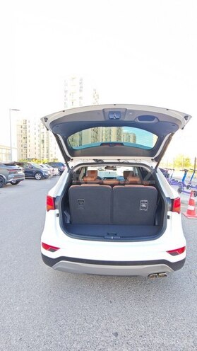 Hyundai Santa Fe-9