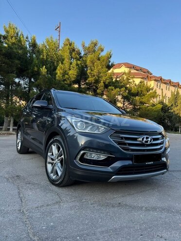 Hyundai Santa Fe-1