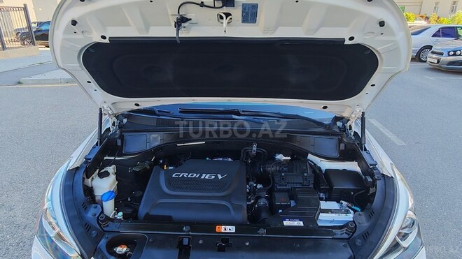 Hyundai Santa Fe-18
