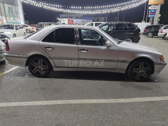 Mercedes C 200-3