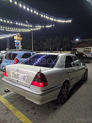 Mercedes C 200-7
