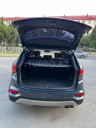 Hyundai Santa Fe-8