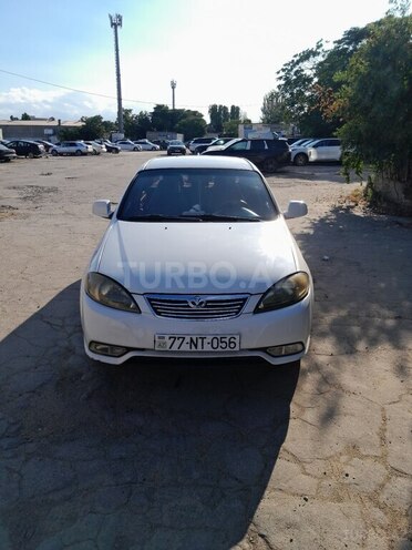 Daewoo Gentra-1