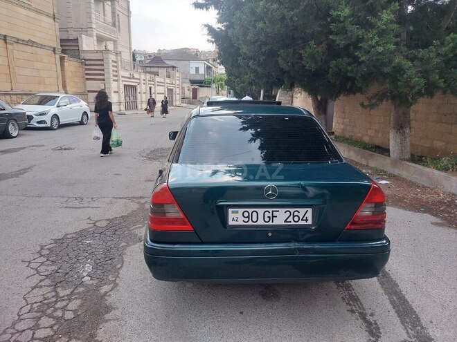 Mercedes C 180-3