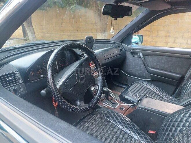 Mercedes C 180-6