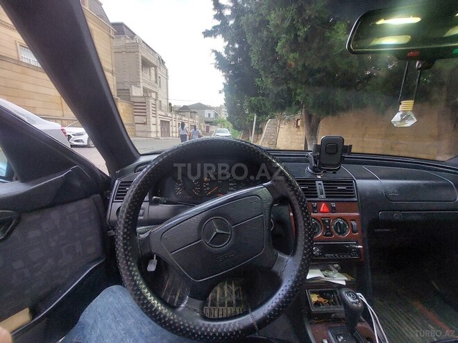 Mercedes C 180-7