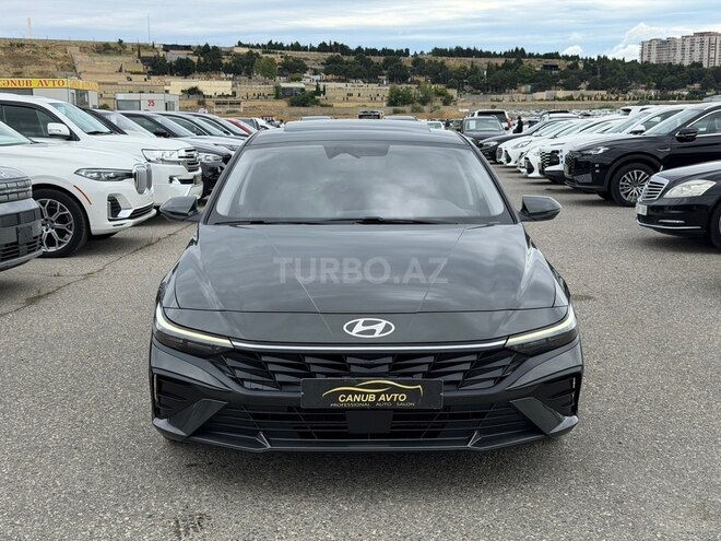 Hyundai Elantra-5