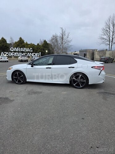 Toyota Camry-3