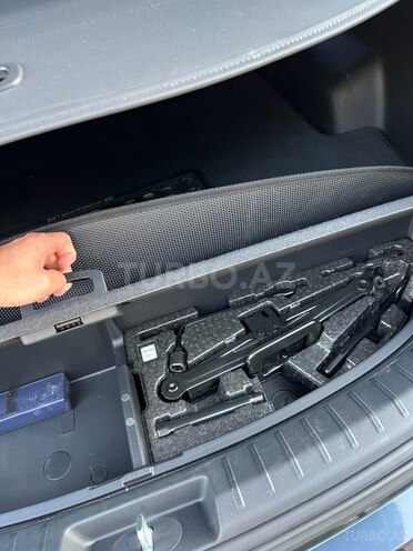 Hyundai Santa Fe-17