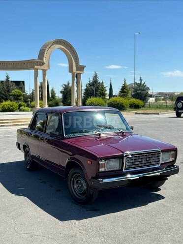 LADA (VAZ) 2107-1