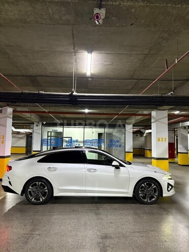 Kia K5-8