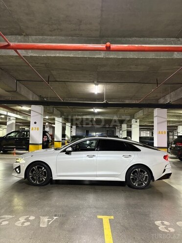Kia K5-10