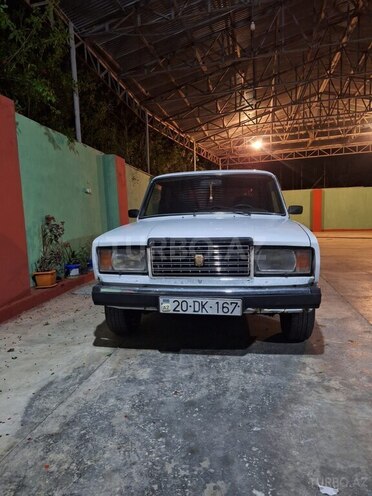 LADA (VAZ) 2107-1