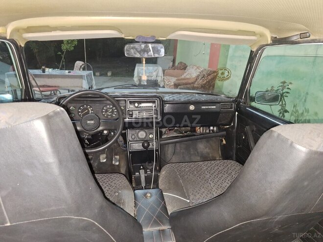 LADA (VAZ) 2107-4