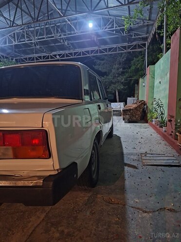 LADA (VAZ) 2107-5