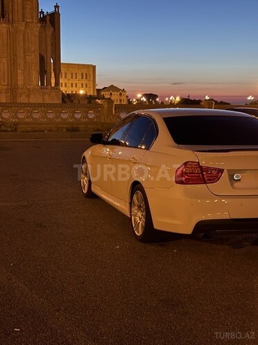 BMW 320-8