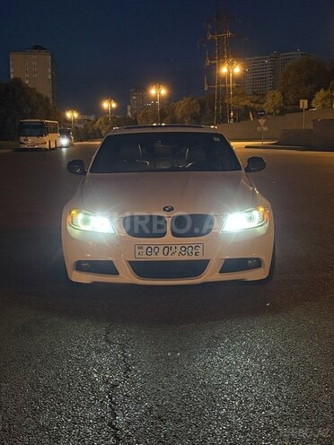 BMW 320-10