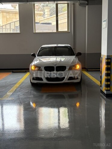 BMW 320-2