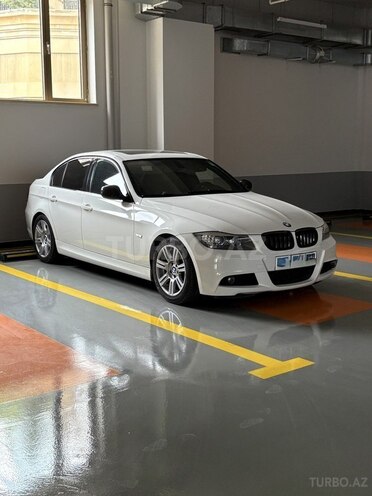 BMW 320-1
