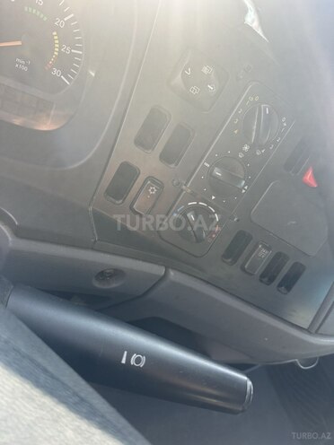 Mercedes Atego 818-7
