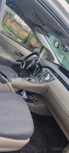 Toyota Prius-5