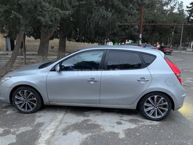 Hyundai i30-7
