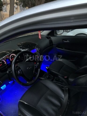 Hyundai i30-10