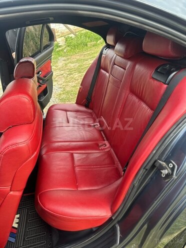 BMW 523-18
