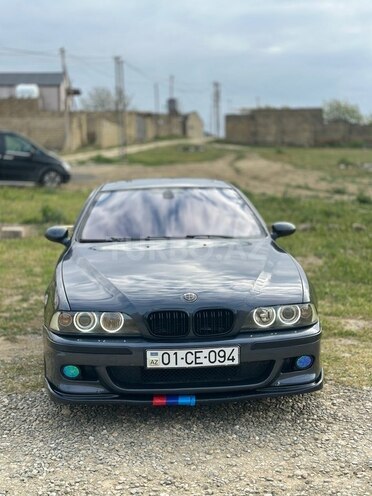 BMW 523-2