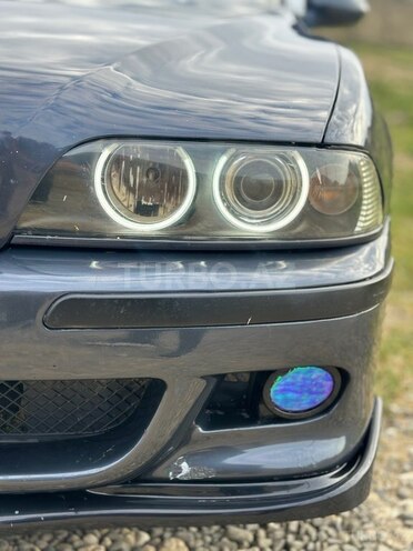BMW 523-6
