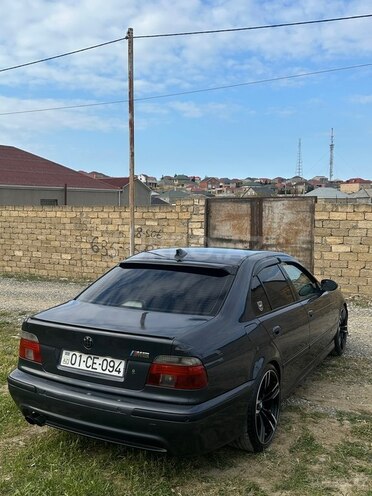 BMW 523-10