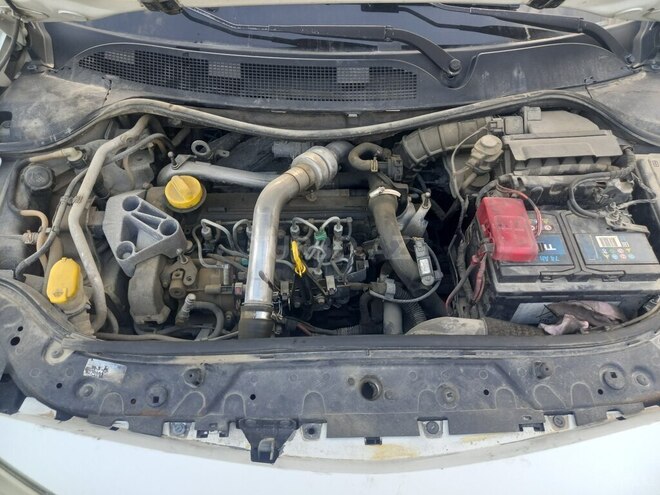 Renault Megane-2