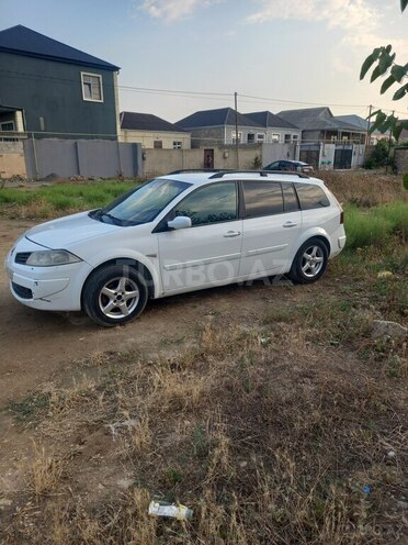 Renault Megane-6