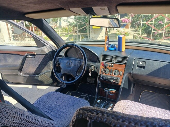 Mercedes C 180-3
